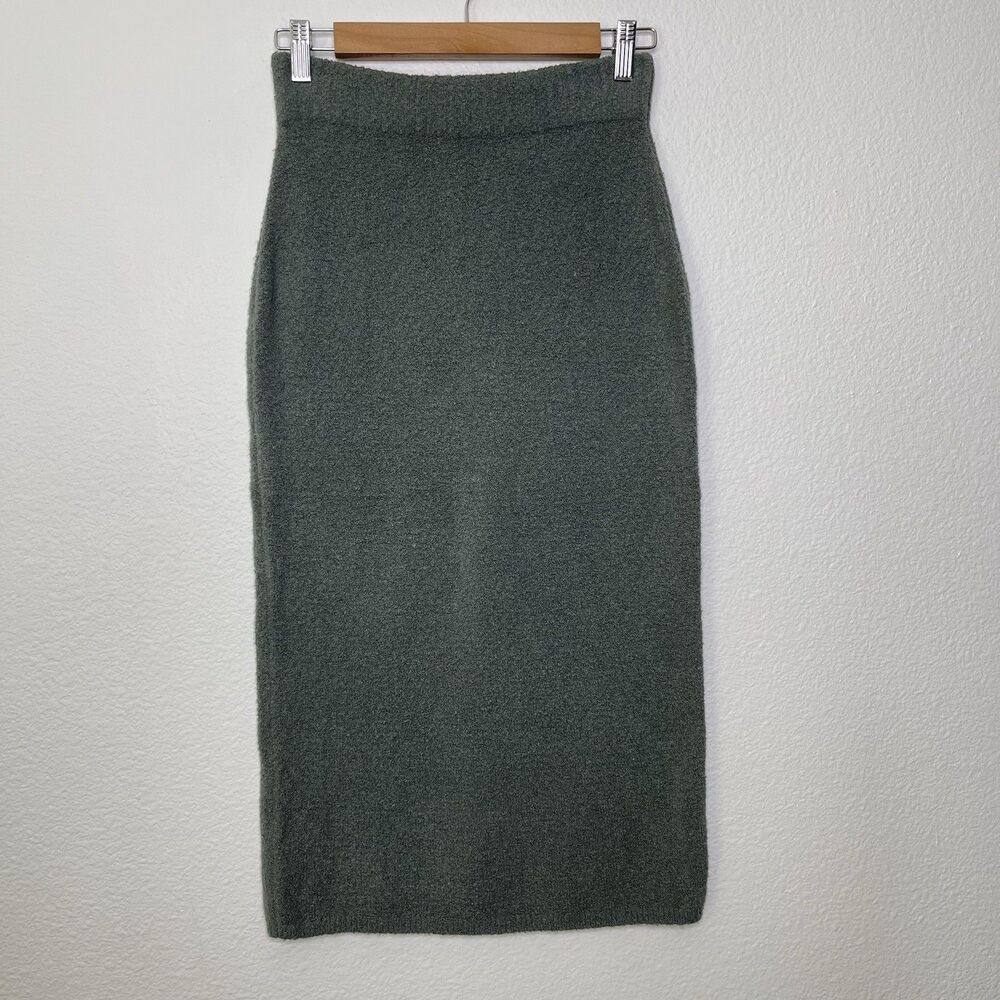Express Midi Skirt Medium Knit Pull On Sage Green Pencil Straight Office Casual